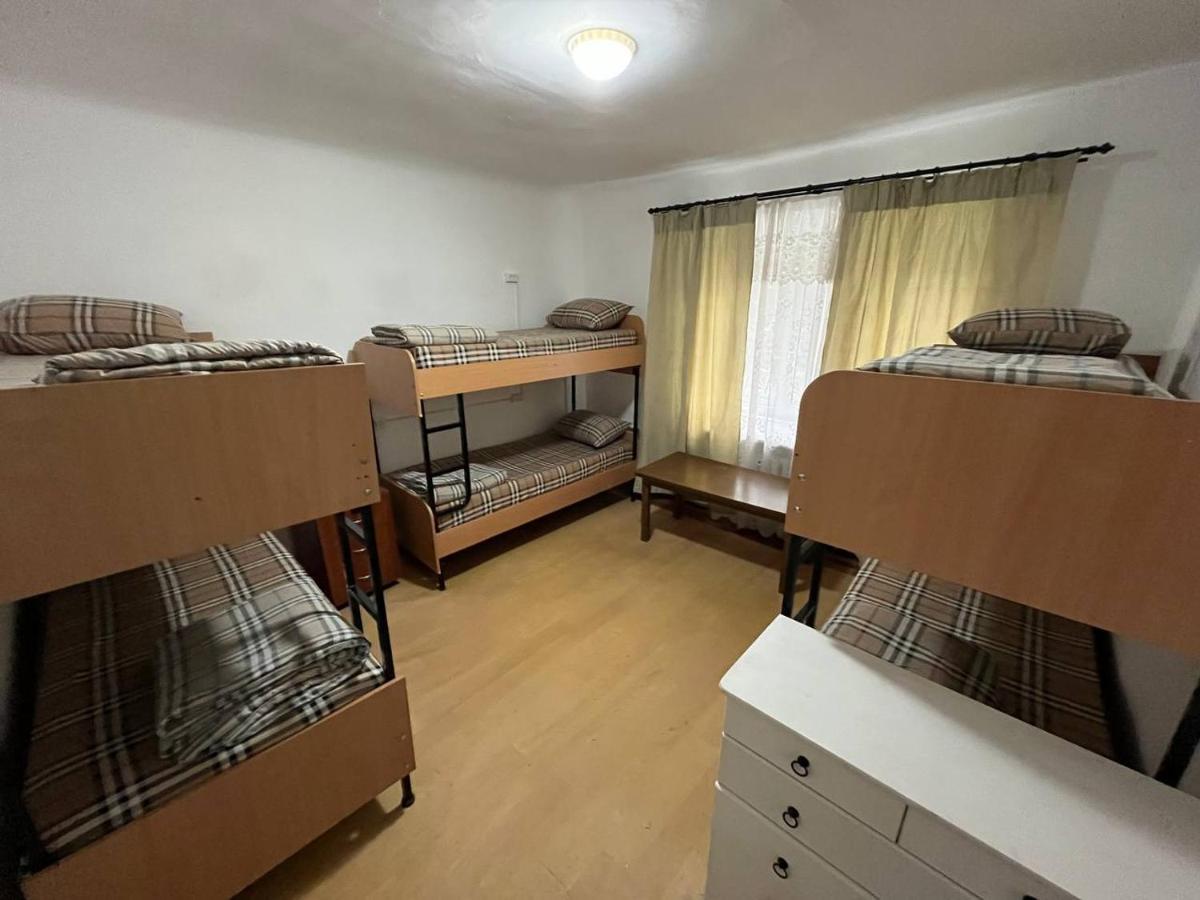 Fox Hostel Kijów Zewnętrze zdjęcie