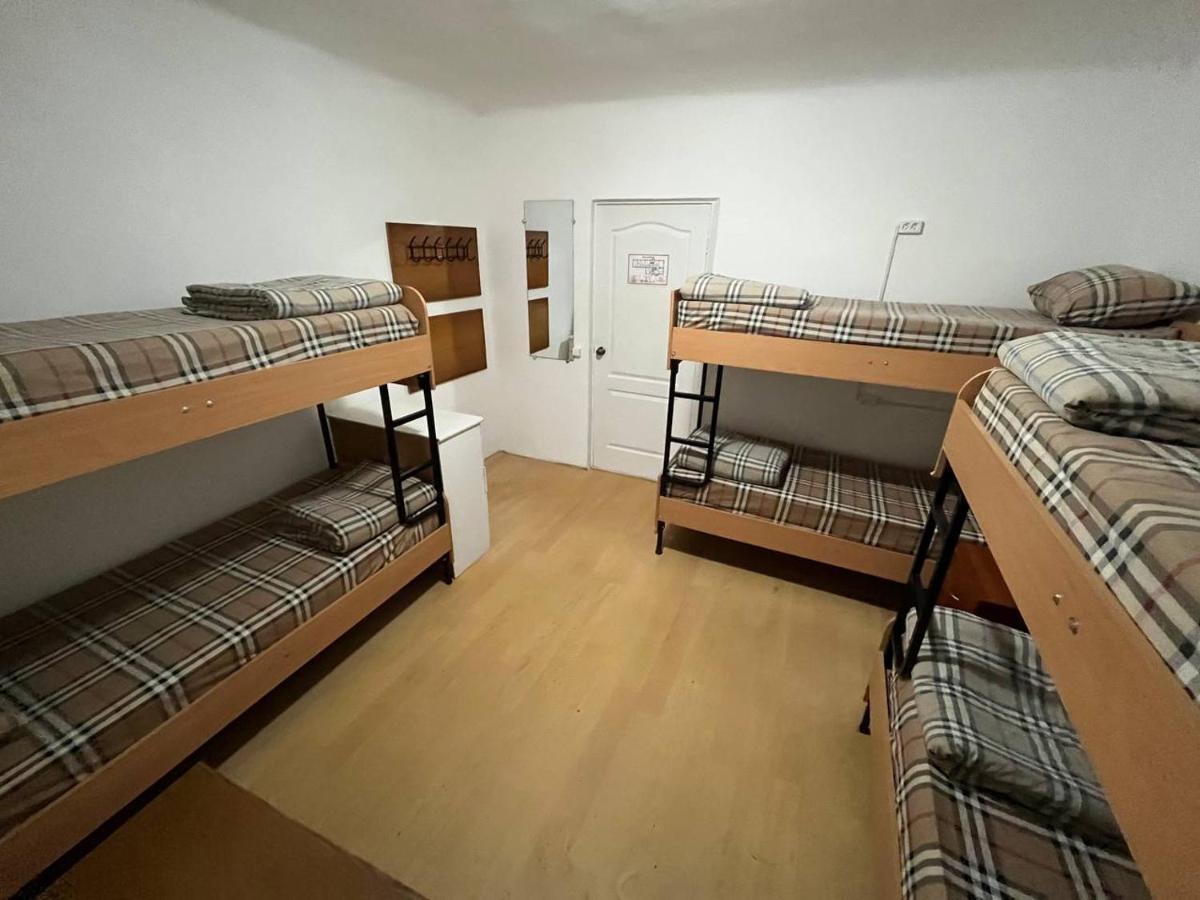 Fox Hostel Kijów Zewnętrze zdjęcie